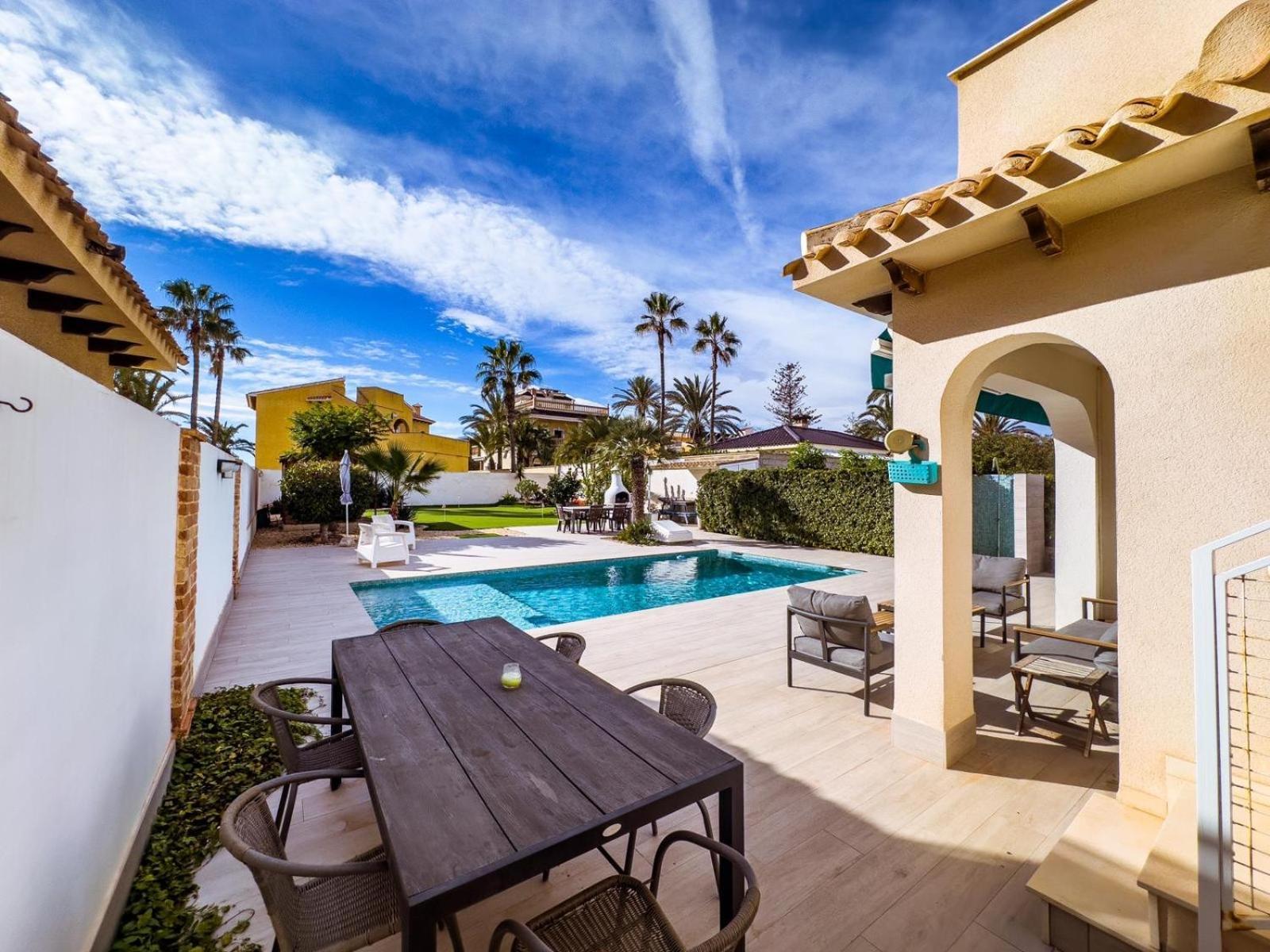 Beach Villa Playa Flamenca 오리후엘라 외부 사진